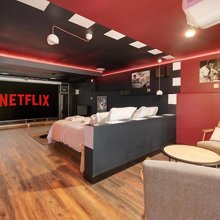 Cinema Room Haut De Gamme Avec Balneotherapie Nancy Buitenkant foto
